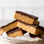 Easy No-Bake Chocolate Peanut Butter Bars: A 3-Layer Treat
