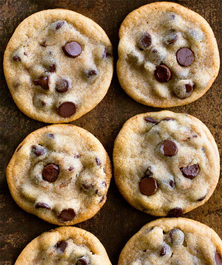 Easy Vegan Chocolate Chip Cookies: 7 Simple Ingredients