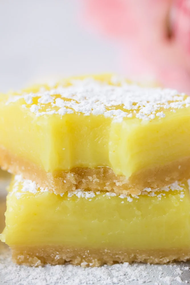 Simple Vegan Lemon Bars: A 30-Minute Zesty Dessert
