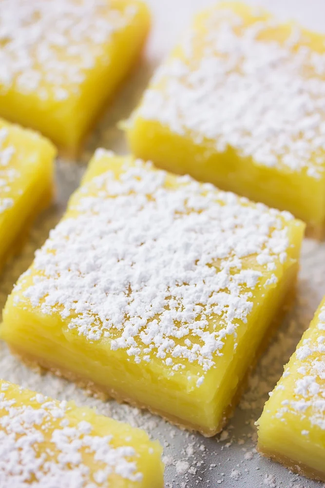 Simple Vegan Lemon Bars: A 30-Minute Zesty Dessert