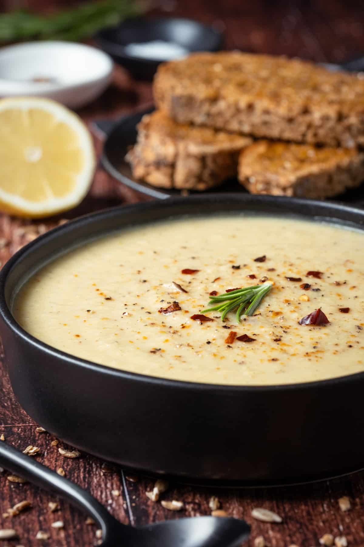 Easy Vegan Roasted Cauliflower Soup: Your New 30-Minute Favorite