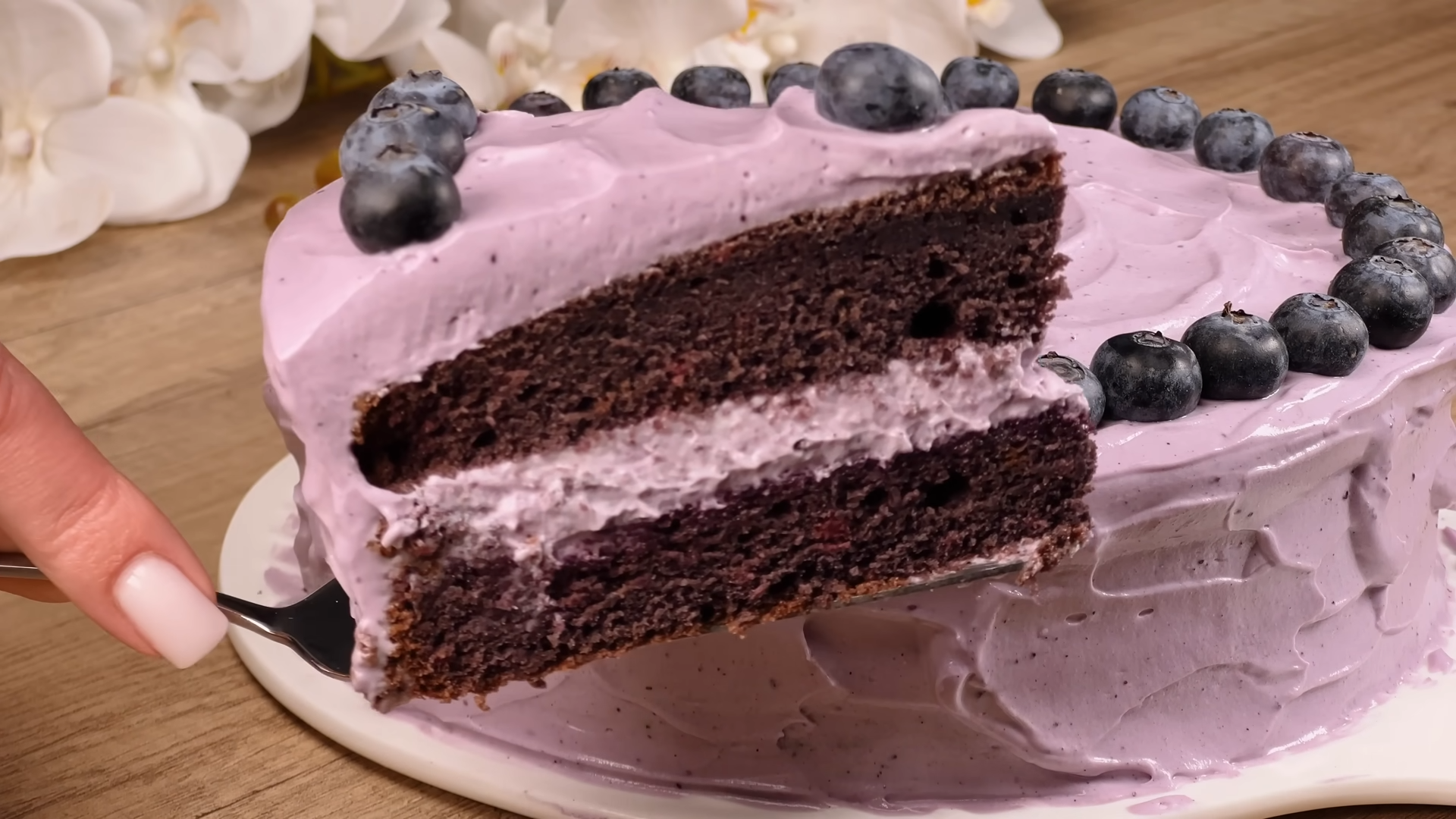 A Blueberry Cake Recipe That Melts in Your Mouth