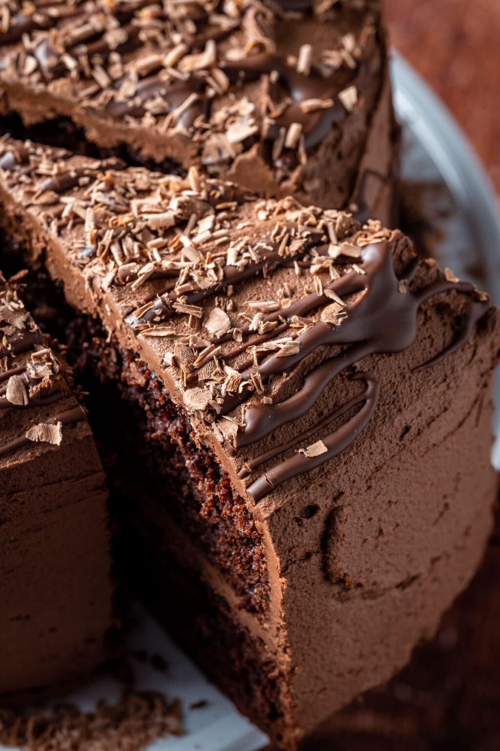 Indulge in a Decadent Vegan Chocolate Fudge Cake