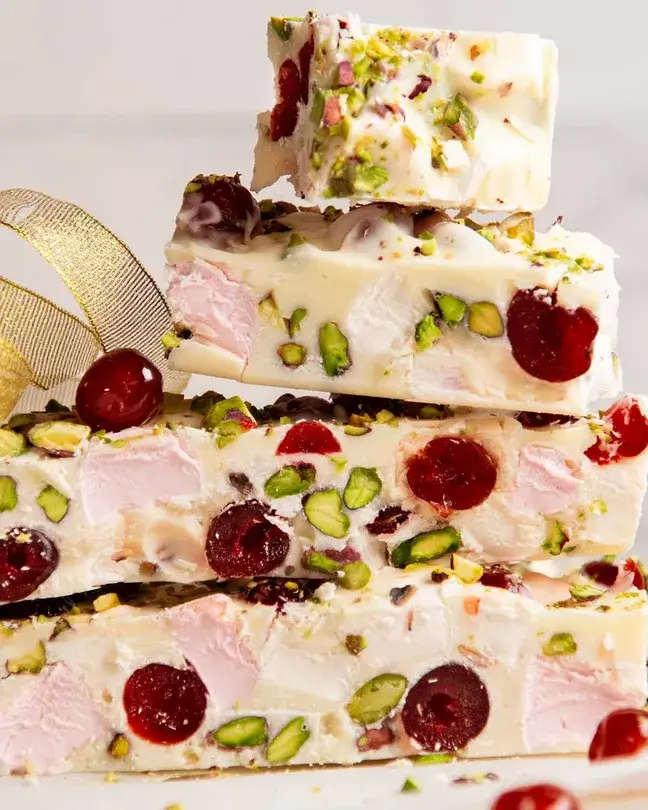 White Christmas Rocky Road Recipe: An Easy 6-Ingredient No-Bake Treat