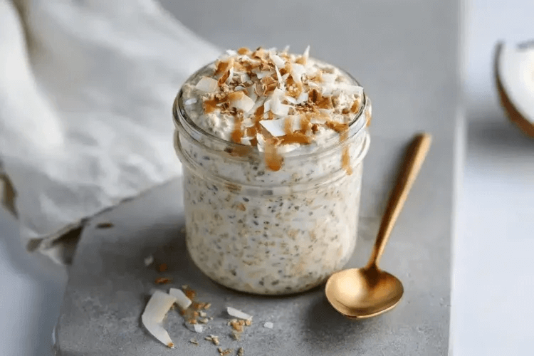 Delicious Coconut Overnight Oats for Energized Mornings